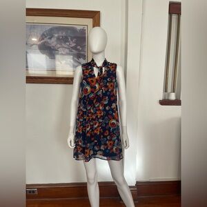 NWT Lily Star dress S